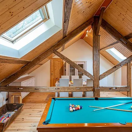 Les Frangines סנט - הוברט