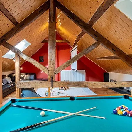 Les Frangines בית נופש סנט - הוברט