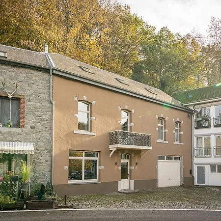 Les Frangines Holiday home Saint-Hubert