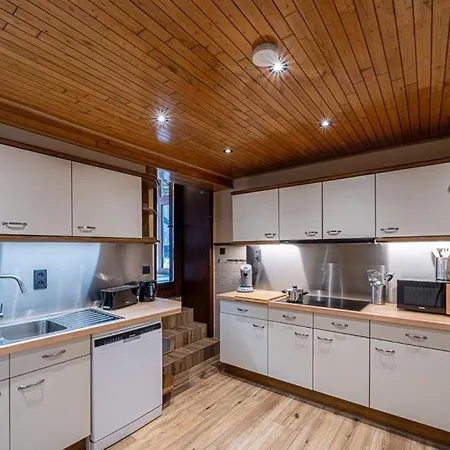 Les Frangines * סנט - הוברט