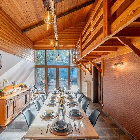 Holiday home Les Frangines *